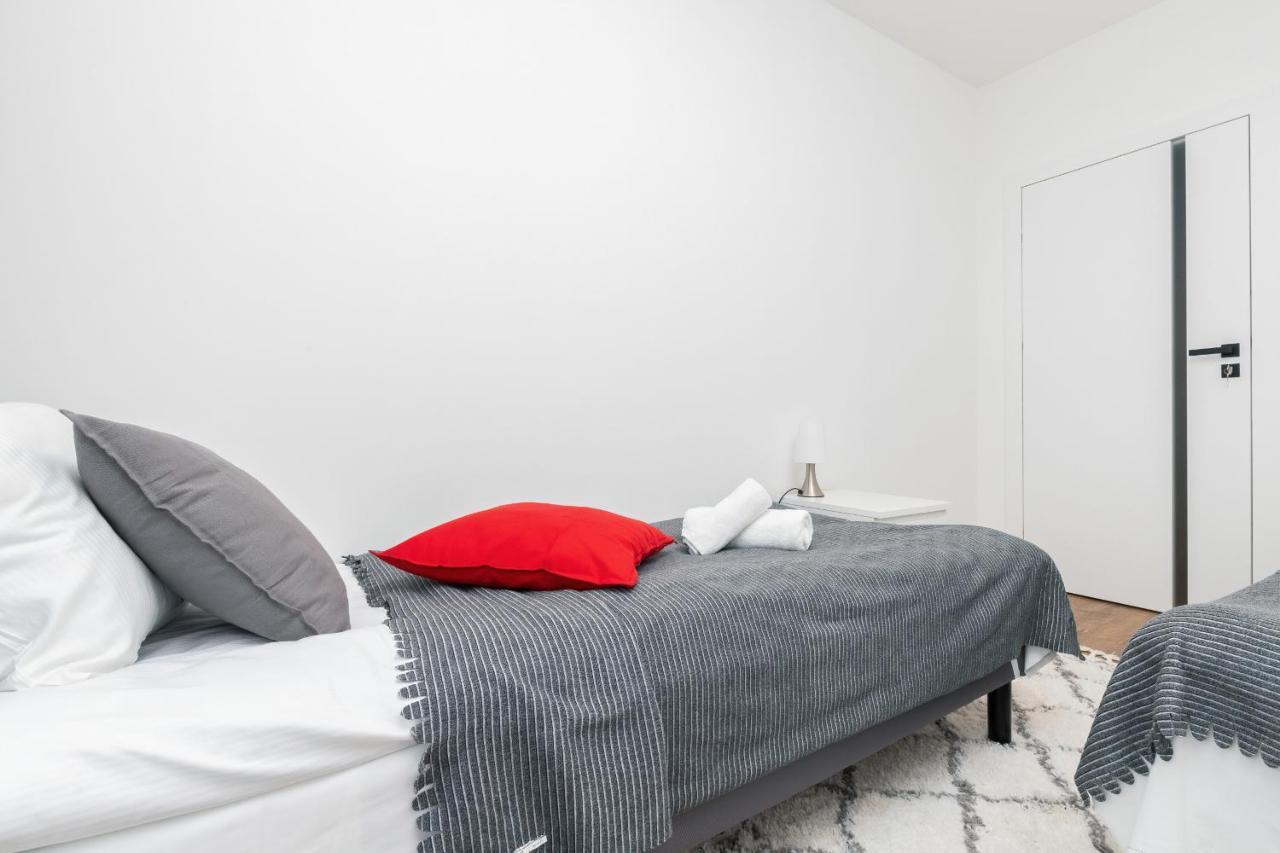 Navalis Apartments Gdynia By Noclegi Renters Eksteriør bilde