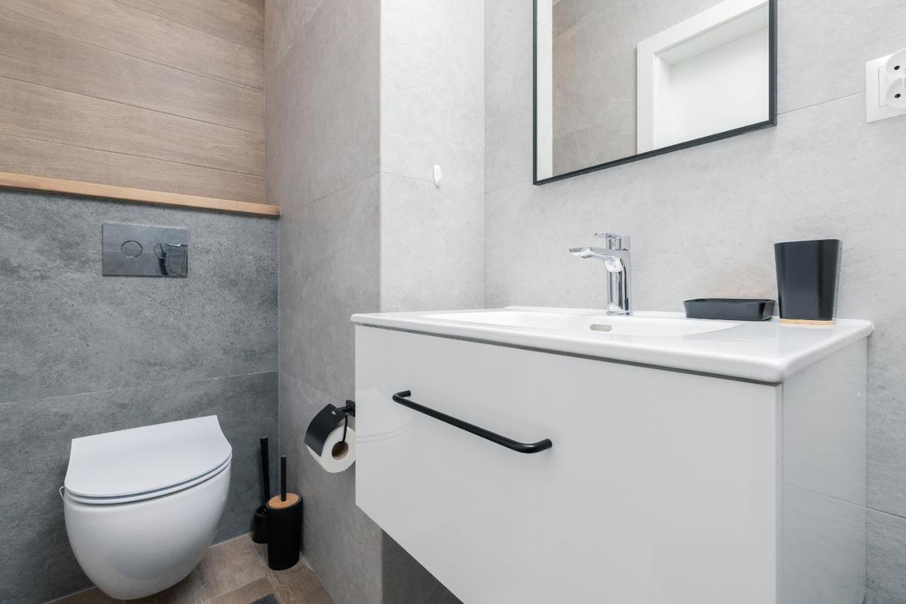 Navalis Apartments Gdynia By Noclegi Renters Eksteriør bilde