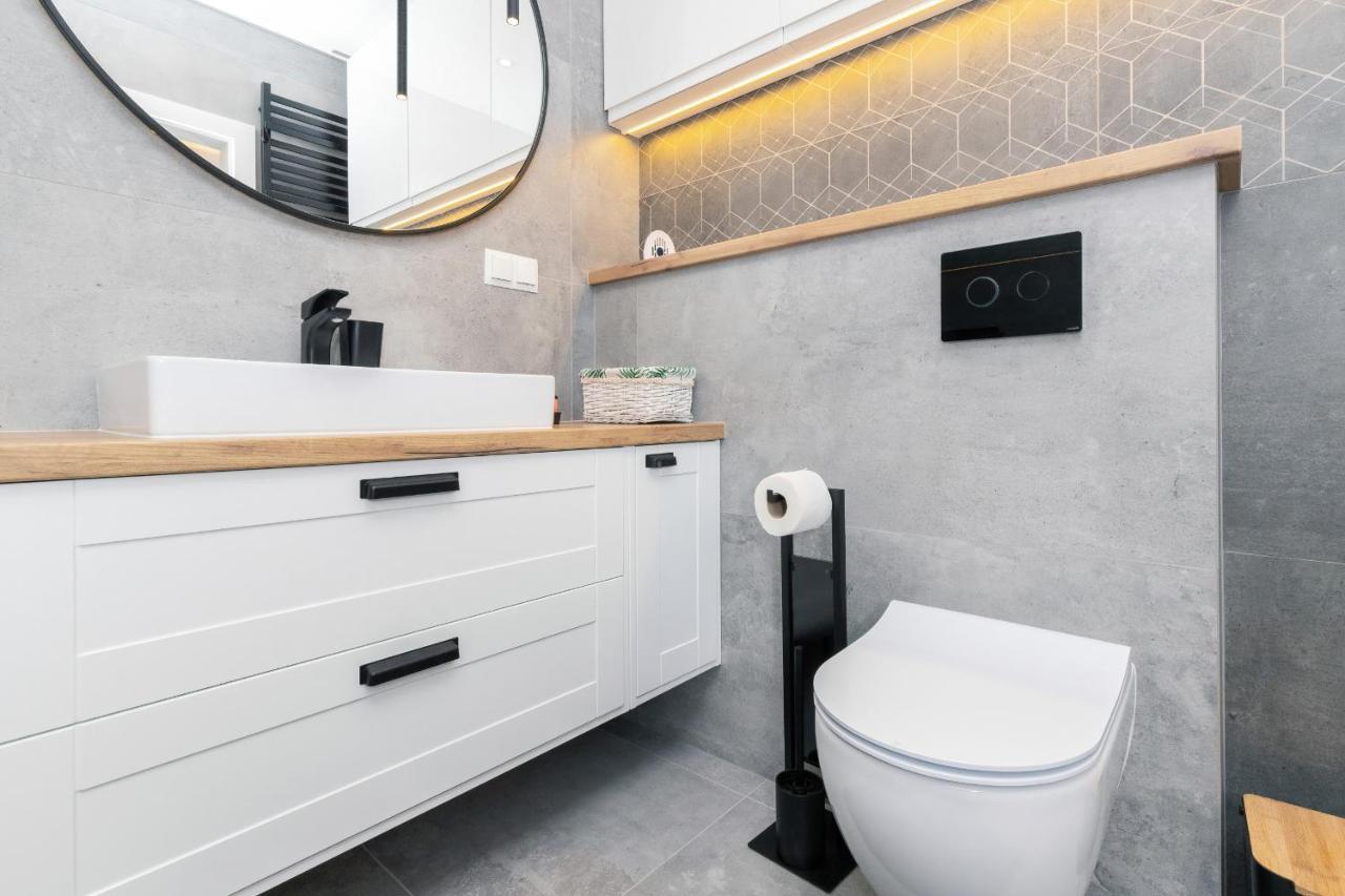 Navalis Apartments Gdynia By Noclegi Renters Eksteriør bilde